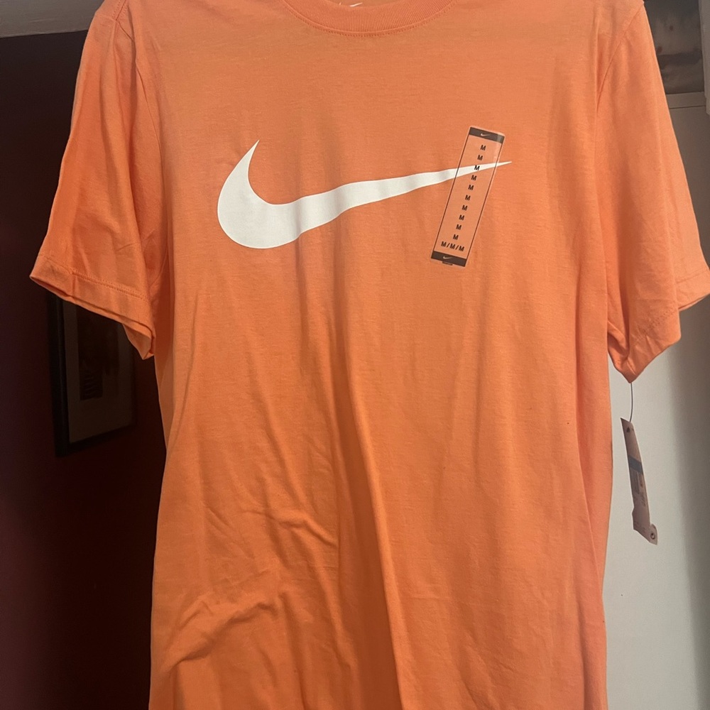 nike shirt brand, new never worn, size medium